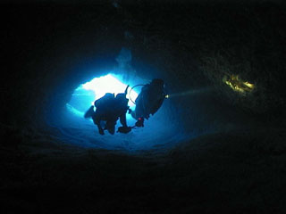 Photo-Sailigai Tunnel Dive Site